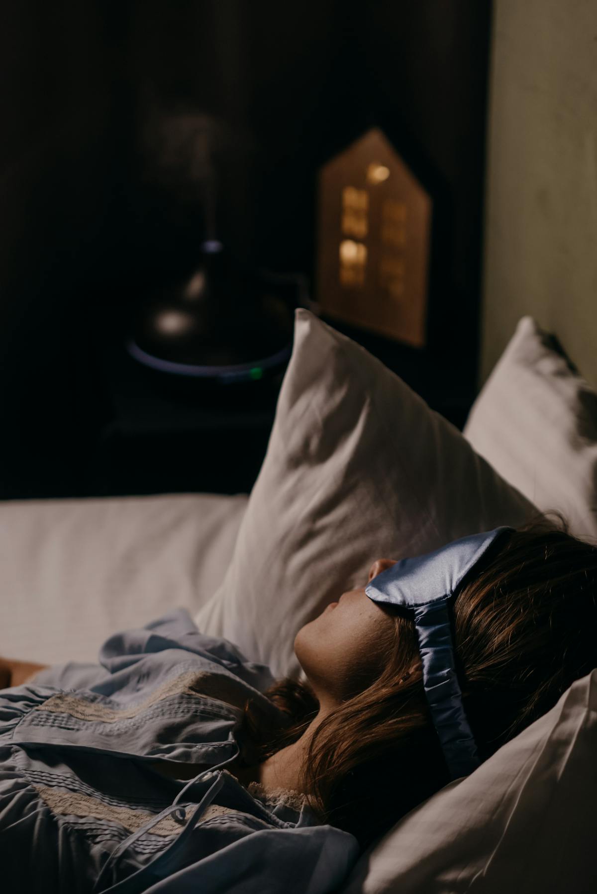 Sleep Optimization for Bodybuilders: Maximize Your Gains at Night — Au-Roids Guide