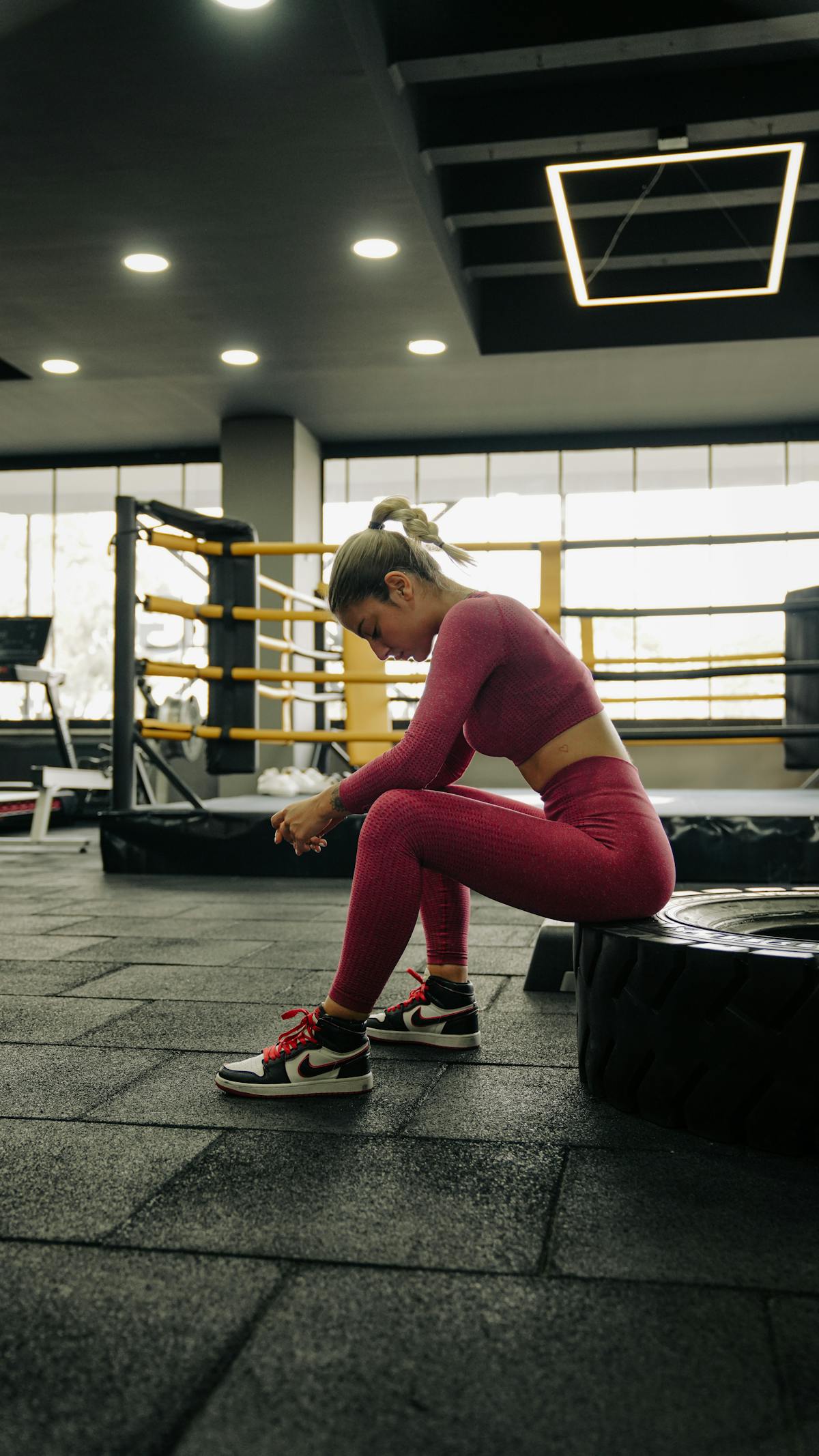 Mental Health and Bodybuilding: Motivation, Burnout, and Body Image — Au-Roids Guide