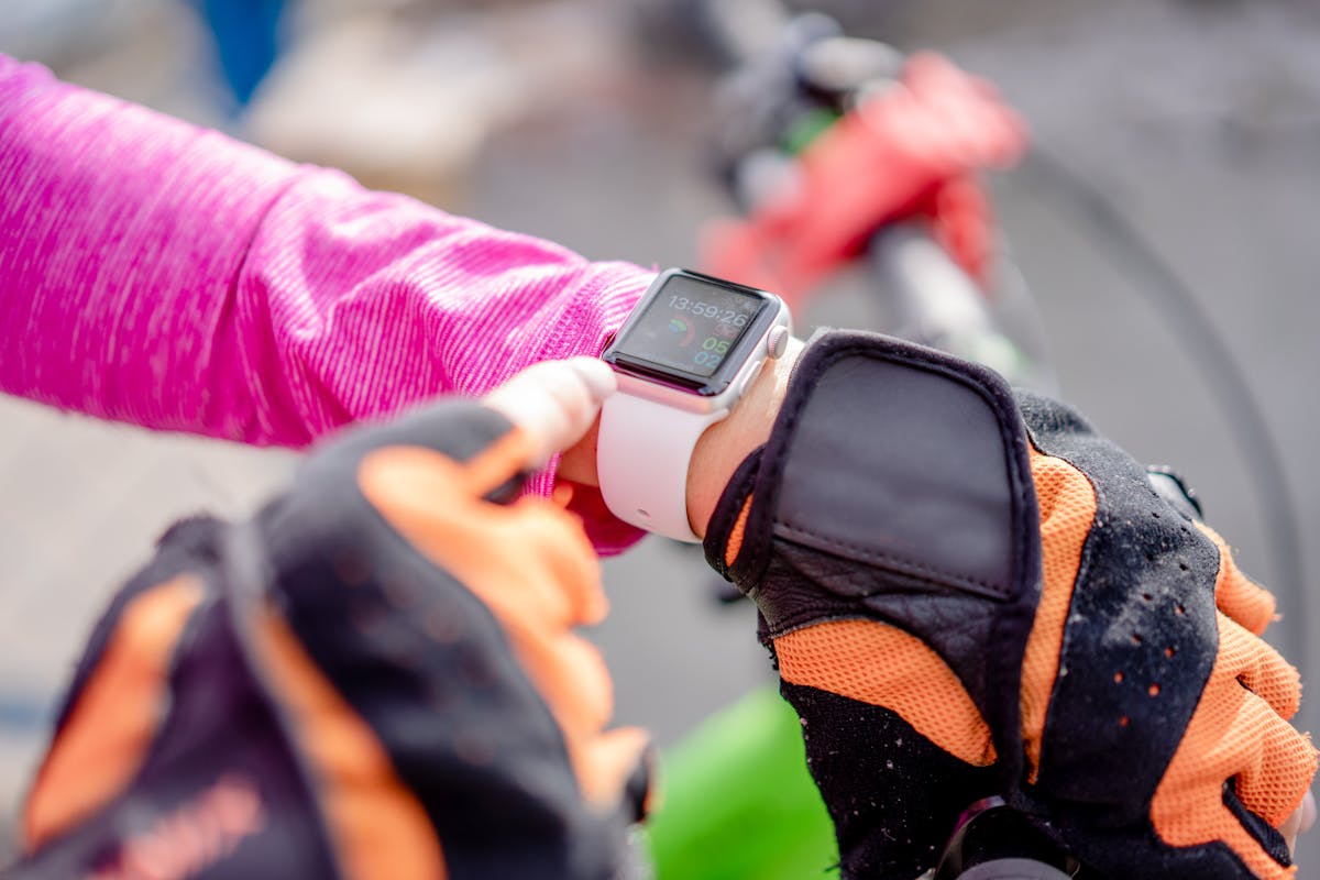 Top Fitness Gadgets and Wearables for Serious Athletes in 2026 — Au-Roids Guide